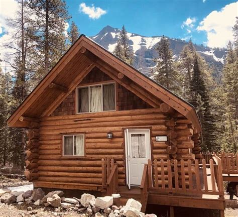 budget lodging yellowstone national park.